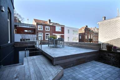 100 m² House