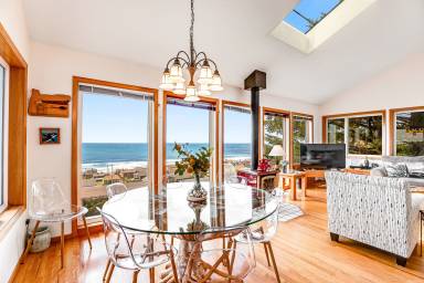 House Lincoln City