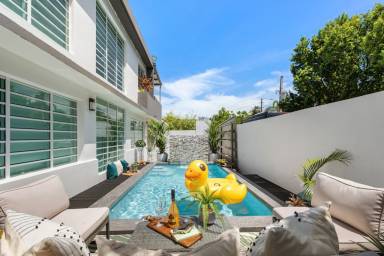 House Isla Verde