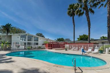 Motel Pool Orcutt