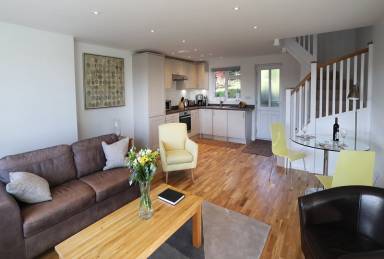House Beaconsfield