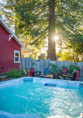 House Pet-friendly Graton