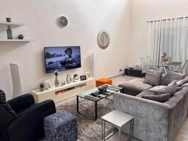 114 m² House