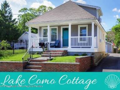 Cottage Neptune Township