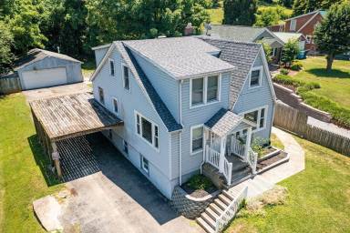House  Roanoke