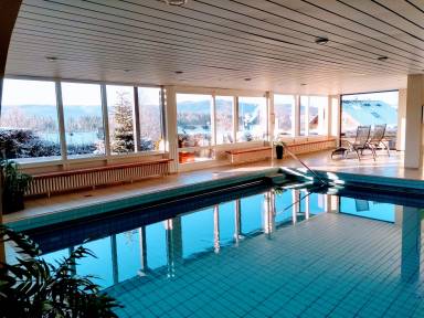 Apartment mit beheiztem Pool und Sauna | Bergblick