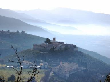 Castle Yard Poreta