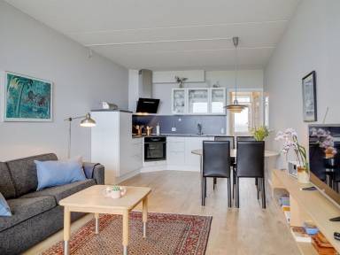 Familienorientierte Ferienwohnung mit Terrasse und Pool | Meerblick | Strand in der Nähe | Hunde erlaubt