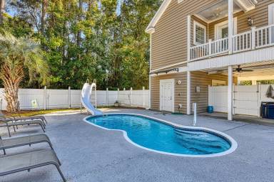 Vacation home with hot tub & private pool