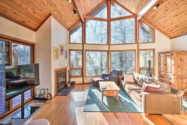 Cabin Otis