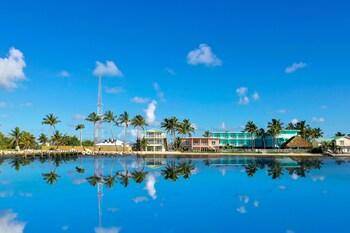 Grassy Flats Resort & Beach Club in Marathon, FL