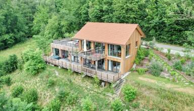 160 m² House