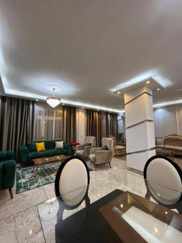 360 m² Villa