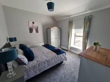 90 m² House