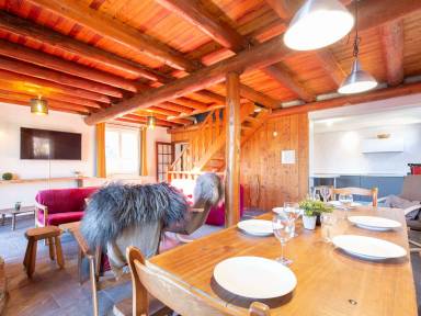 Chalet con 4 dormitorios para 9 personas