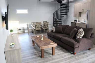Farmhouse West Abbotsford