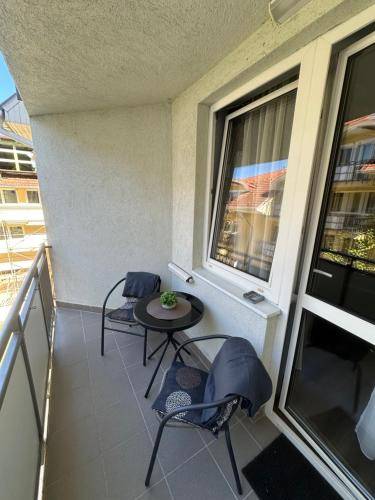 Serviced apartment with patio & sauna | Dogs allowed — photo 3