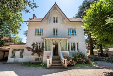 Villa  Francheville