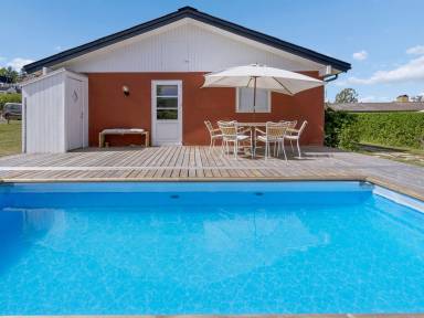 Ferienwohnung mit Pool, Grill und Terrasse | Meerblick