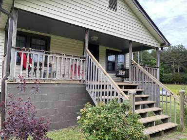 House Cedar Bluff