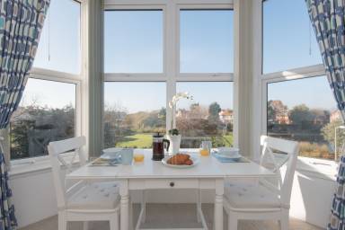 Apartment Balcony/Patio Eastbourne