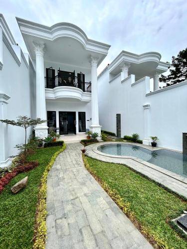 250 m² Villa