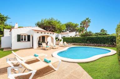 Family-oriented nice villa with barbeque & private pool