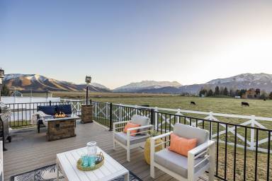 418 m² House