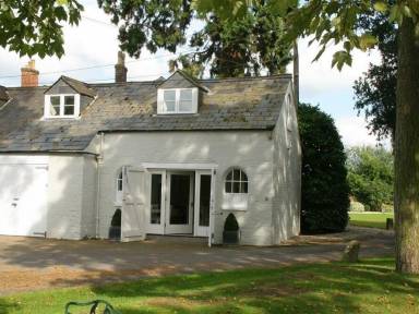 Cottage Upper Seagry