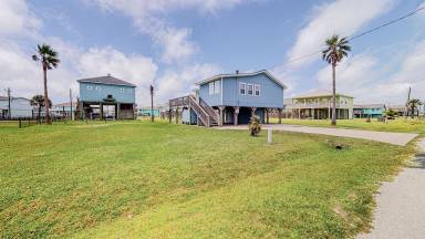 House Crystal Beach