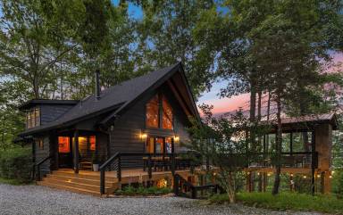Cabin Blairsville