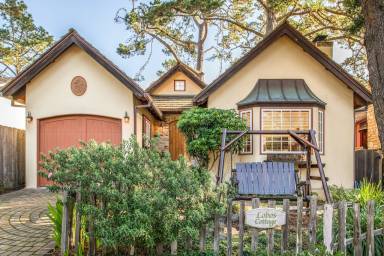 House Carmel-by-the-Sea