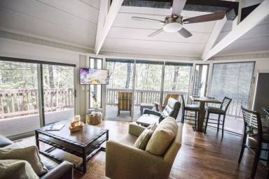 Cabin Big Canoe