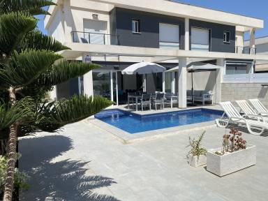 100 m² Villa