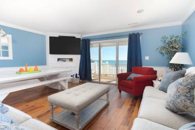 Family-oriented wonderful vacation home with BBQ & patio | Nature view | Next to the beach