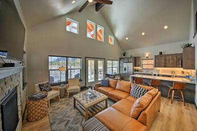 House Sandpoint