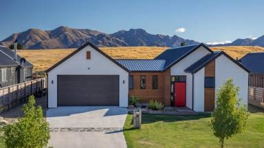205 m² House