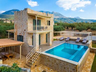 180 m² Villa