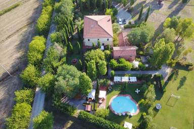 Casa a Montepulciano con piscina e barbecue