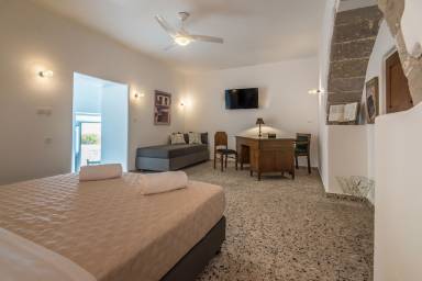 Aparthotel Plaka