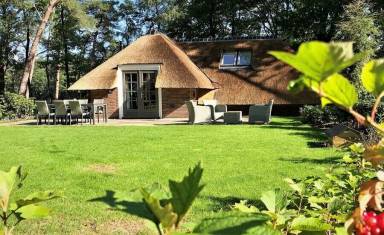 Villa Balcony/Patio Putten