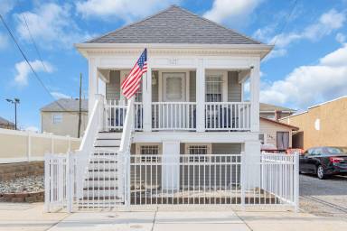 House Lavallette