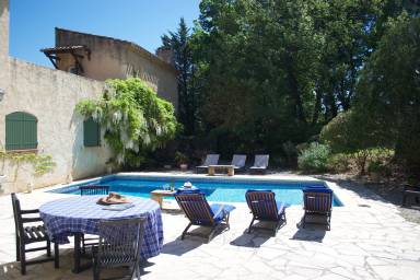 400 m² Villa