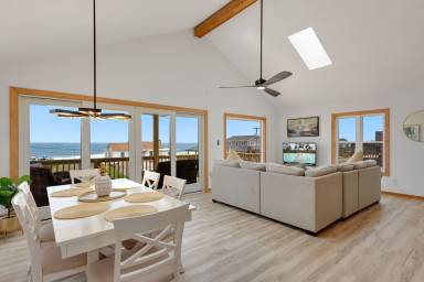 House Kitty Hawk