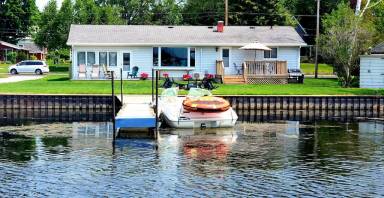 House  Sturgeon Bay