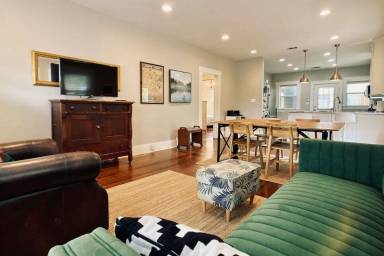 House  Zilker
