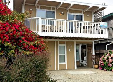 House Santa Cruz
