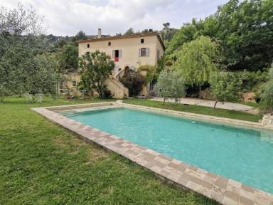 Farmhouse  Vauvenargues