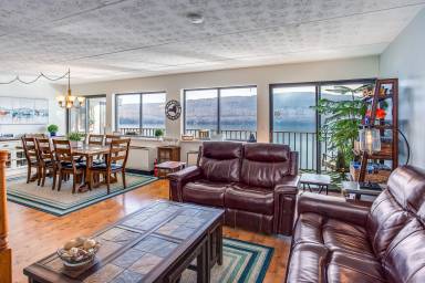 Condo  Canandaigua