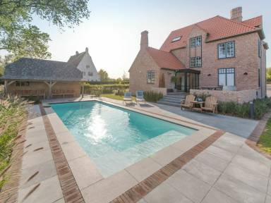285 m² Villa